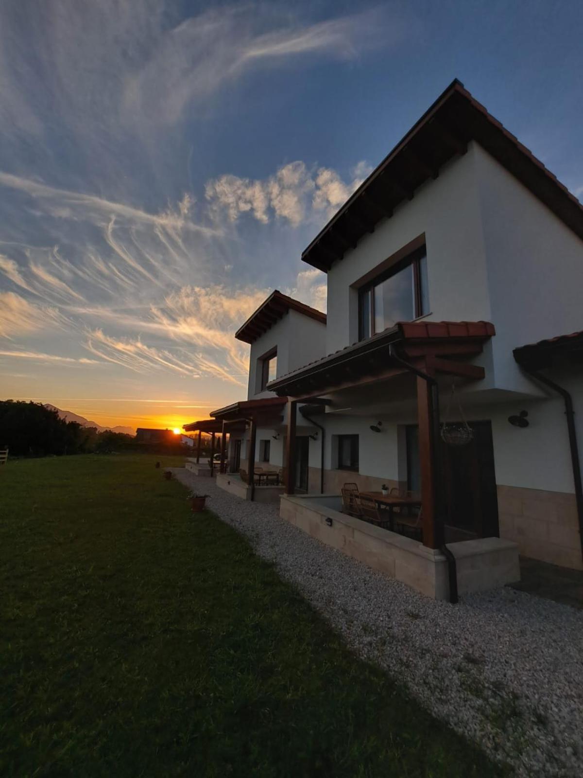 Terradeva Apartamentos Colombres Exterior photo